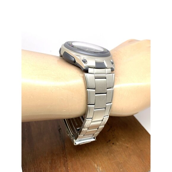 Casio Mens Watch AW80D Illuminator Quartz Black Analog Digital Silver Steel 2747 - Picture 14 of 16